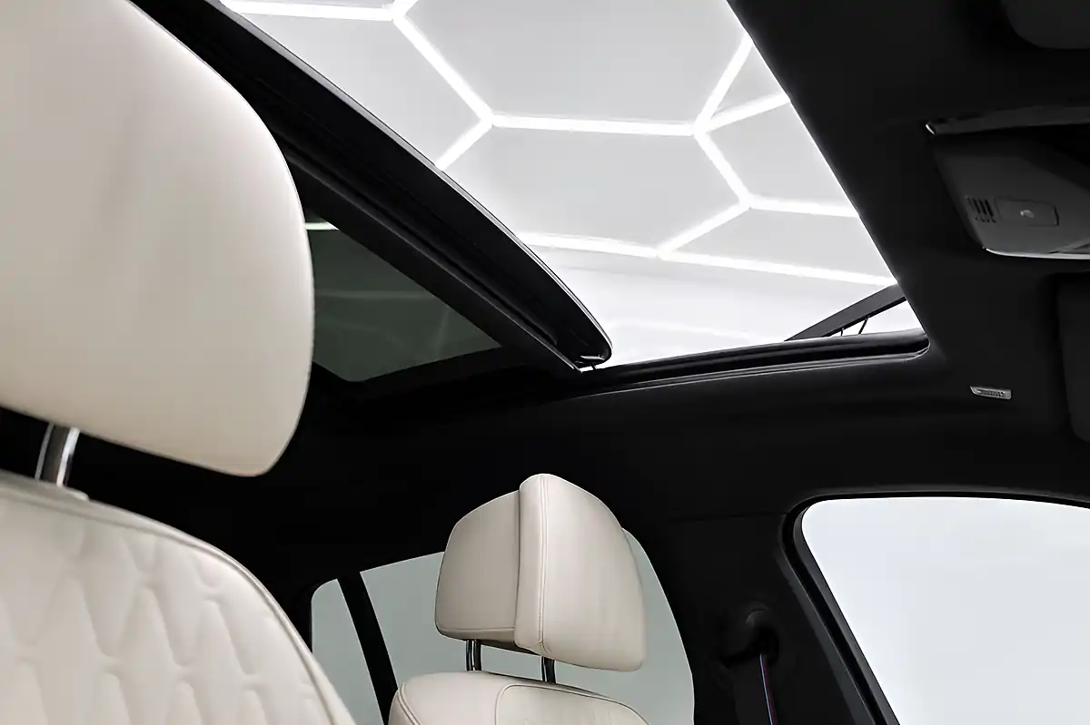Used 2021 BMW X6 M Sport Green - Interior and Exterior details 4