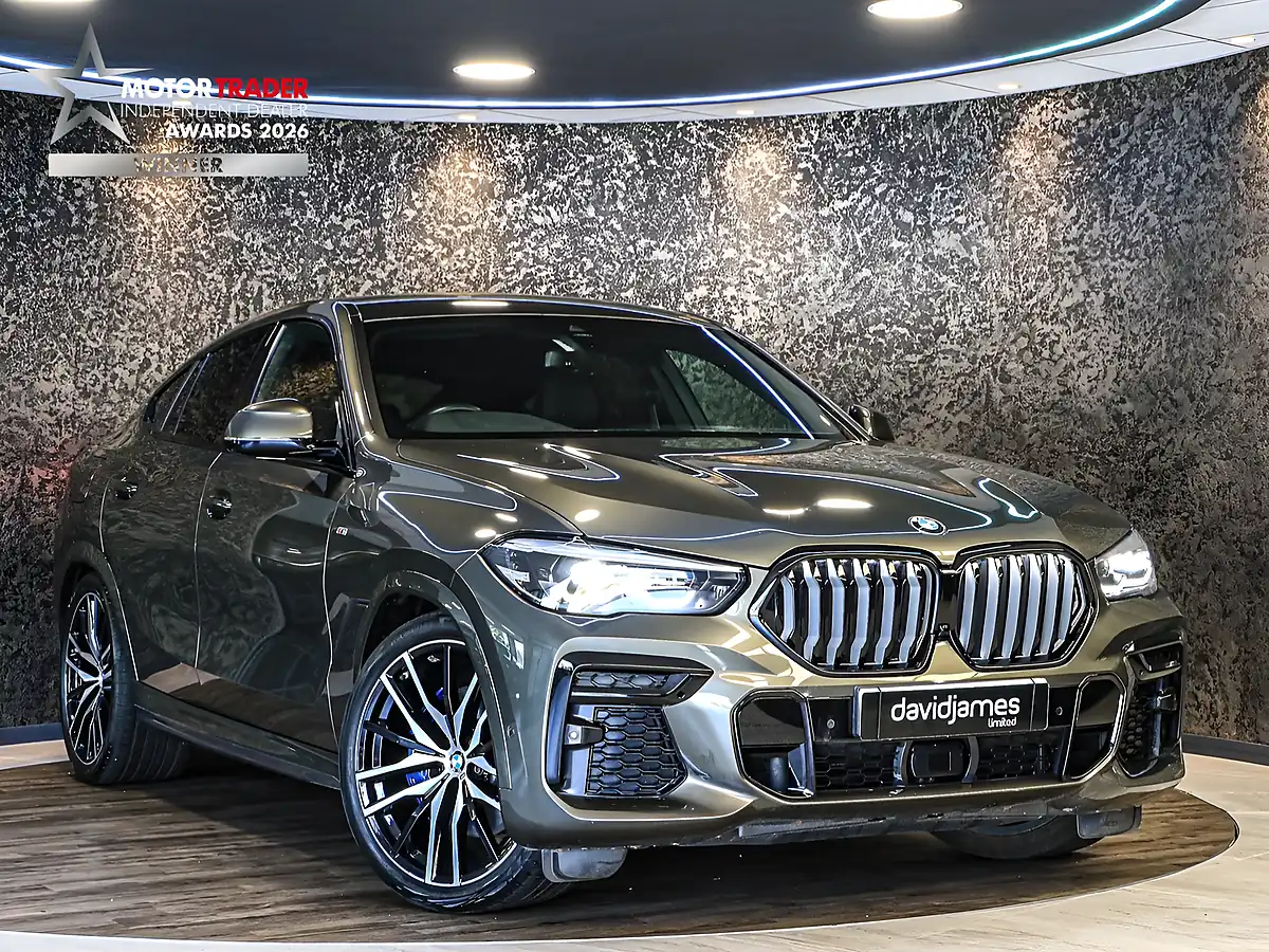 Used 2021 BMW X6 M Sport Manhattan Green - Front View