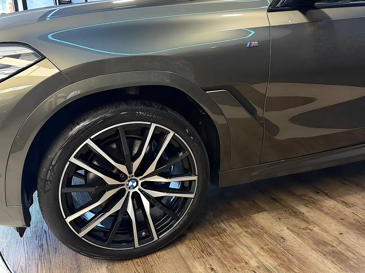 Used 2021 BMW X6 M Sport Manhattan Green - Interior and Exterior details 12