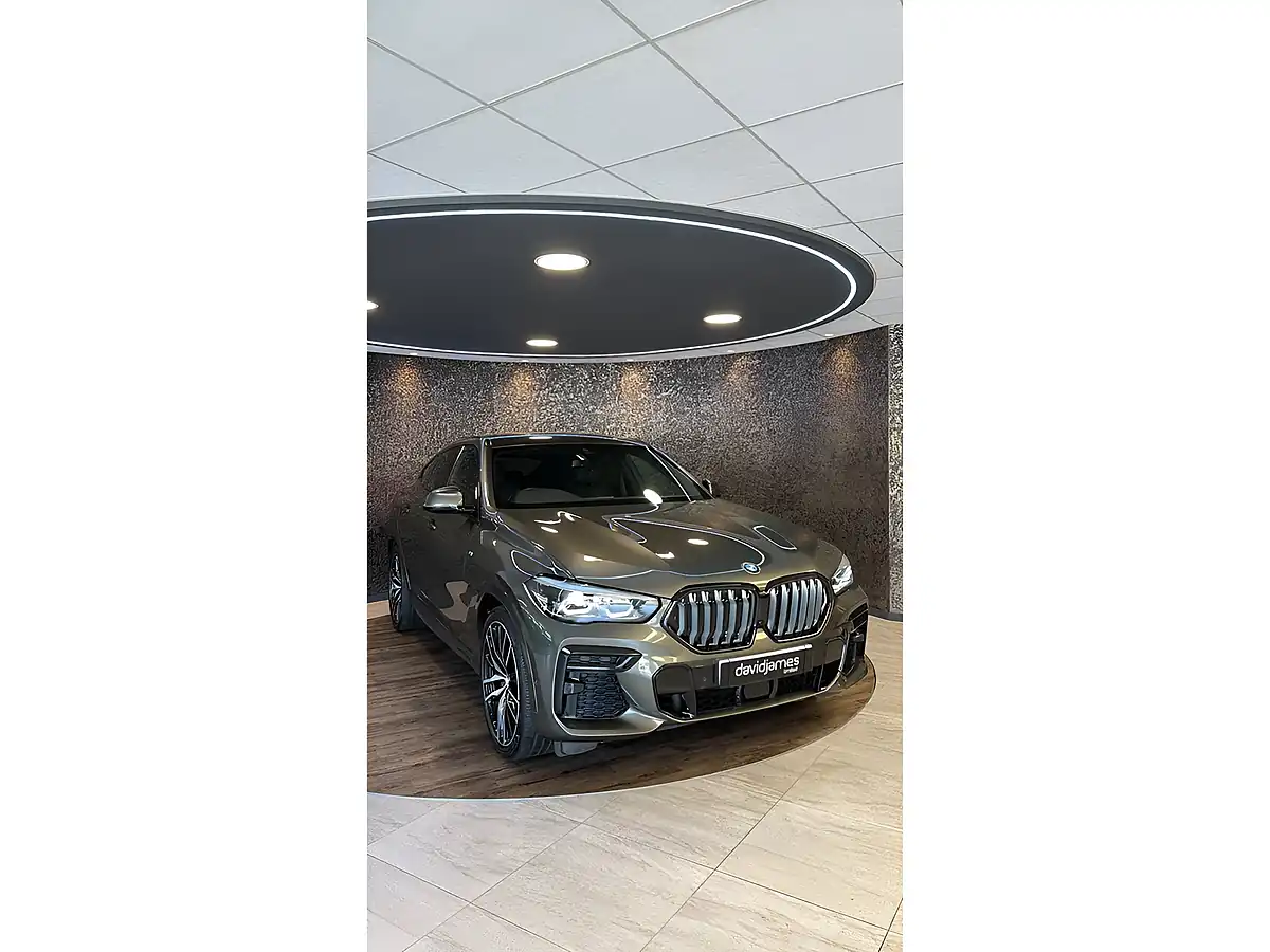 Used 2021 BMW X6 M Sport Manhattan Green - Interior and Exterior details 15