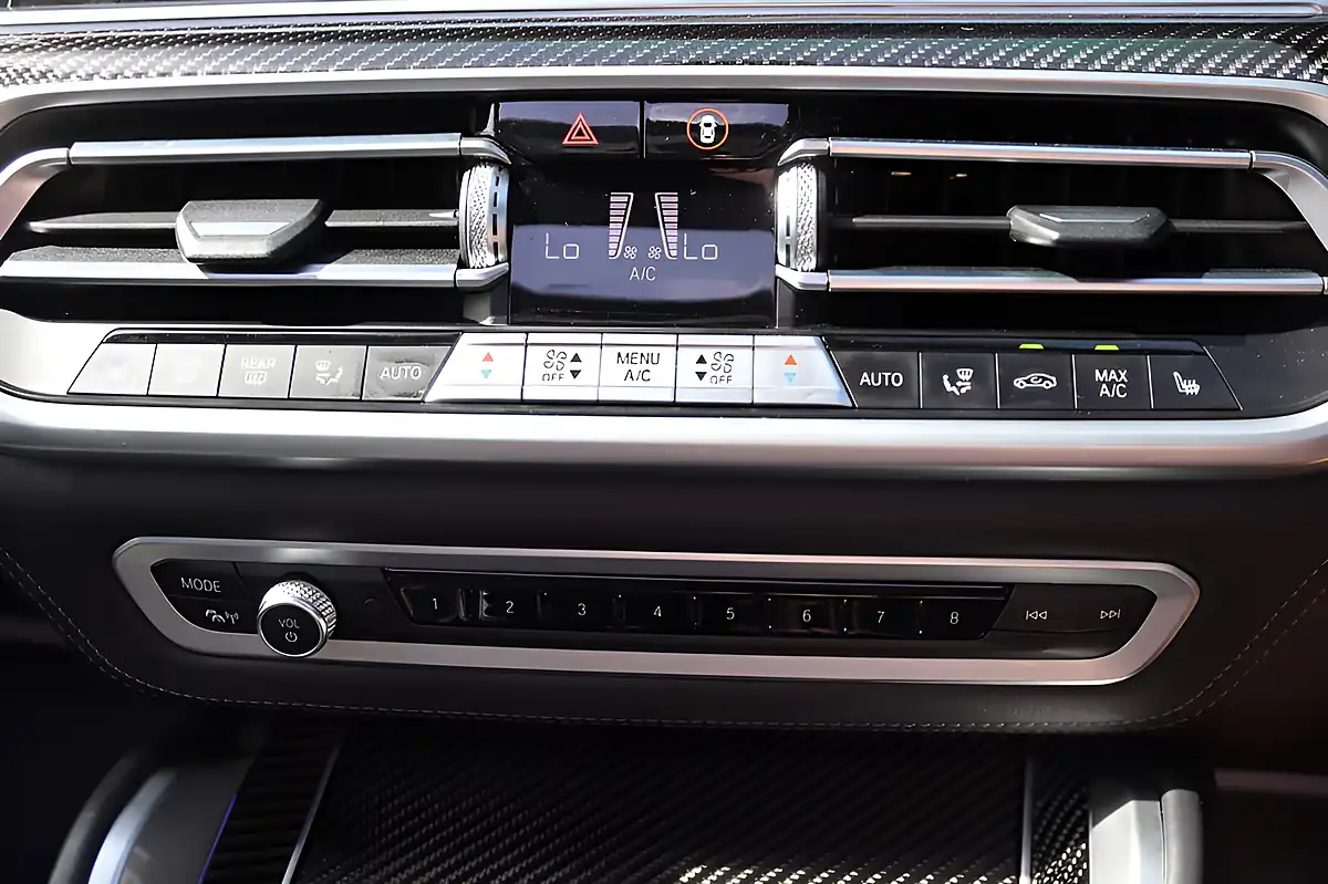 Used 2021 BMW X6 M50i Carbon Black - Interior and Exterior details 12