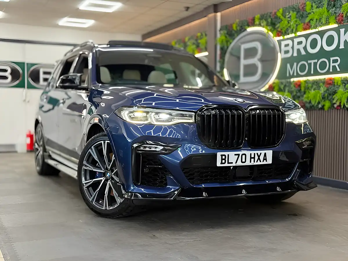 Used 2021 BMW X7 4X Services & Huge Spec Blue - Front View
