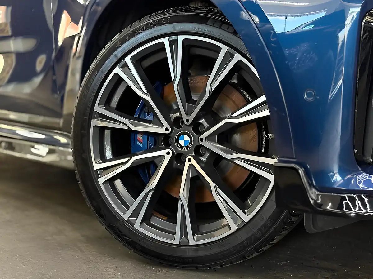 Used 2021 BMW X7 4X Services & Huge Spec Blue - Interior and Exterior details 8