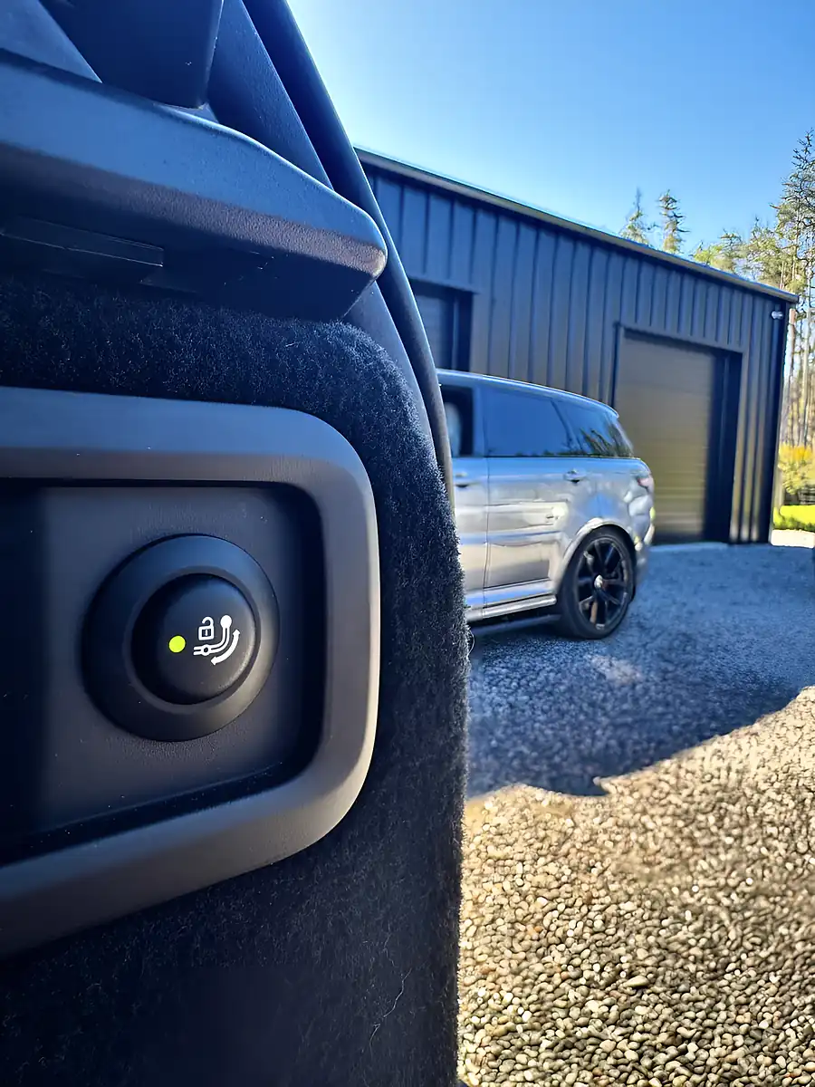 Used 2021 BMW X7 M Sport Blue - Interior and Exterior details 17