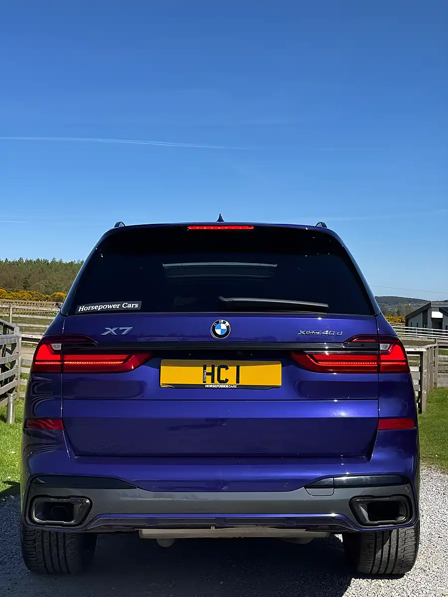 Used 2021 BMW X7 M Sport Blue - Interior and Exterior details 7