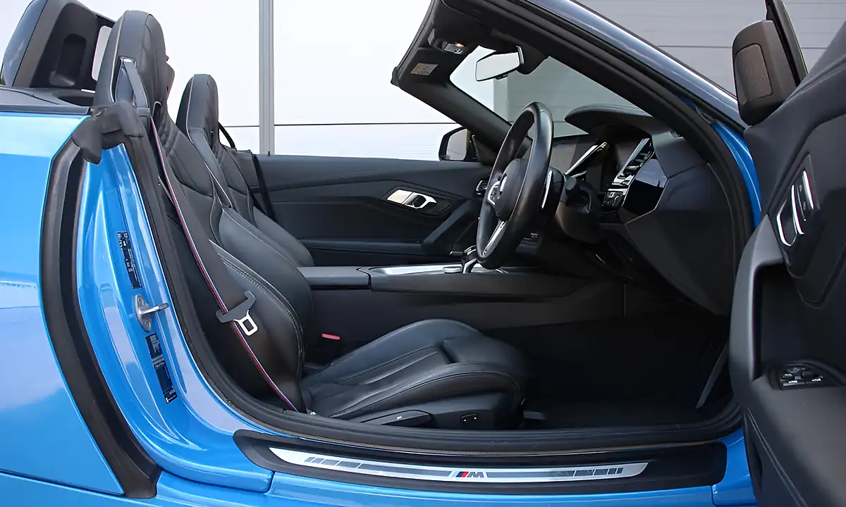 Used 2021 BMW Z4 M Sport Blue - Interior and Exterior details 9