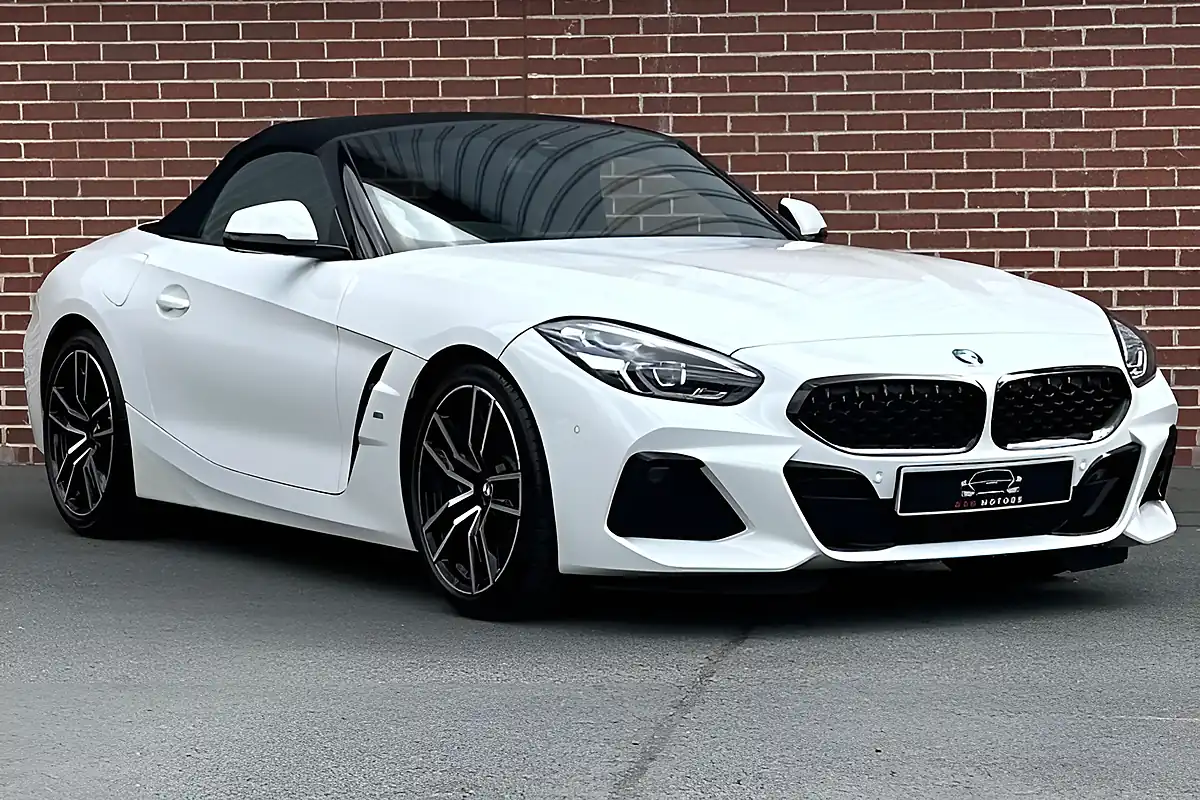 Used 2021 BMW Z4 M Sport White - Front View