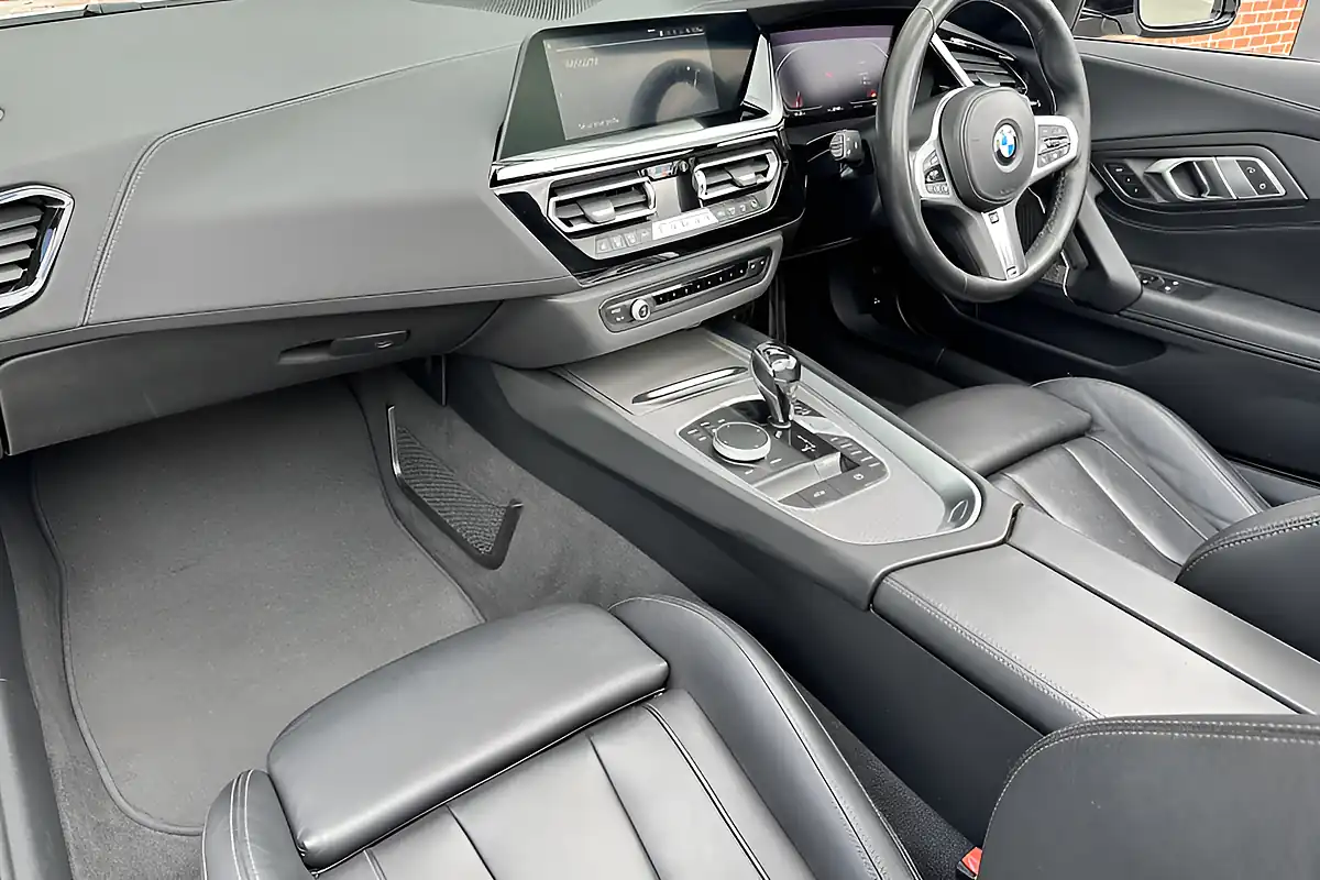 Used 2021 BMW Z4 M Sport White - Interior and Exterior details 5