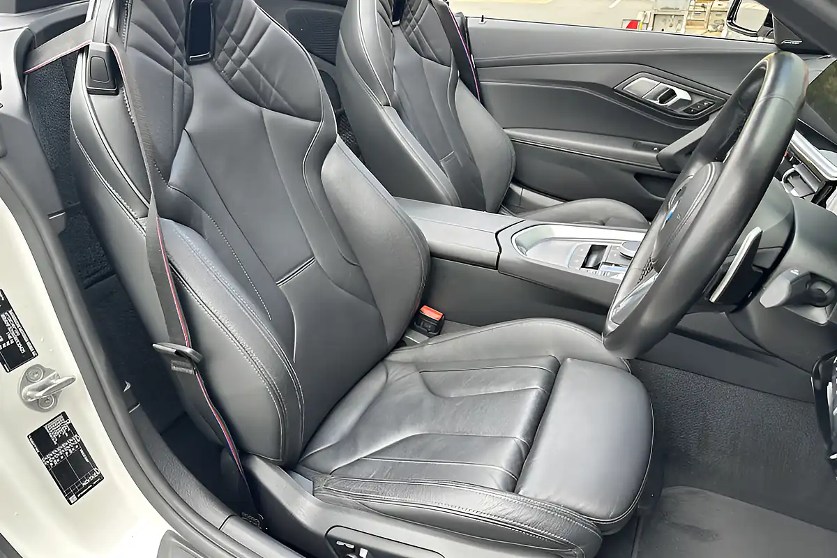 Used 2021 BMW Z4 M Sport White - Interior and Exterior details 6