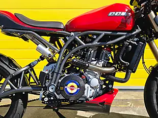 Used 2021 Ccm Spitfire Foggy S Red - Interior and Exterior details 9