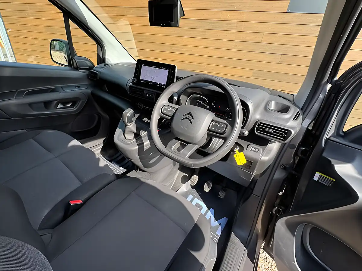 Used 2021 Citroen Berlingo 1000 Driver Grey - Interior and Exterior details 16