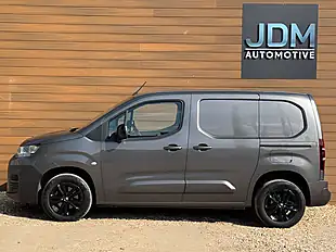 Used 2021 Citroen Berlingo 1000 Driver Grey - Interior and Exterior details 7