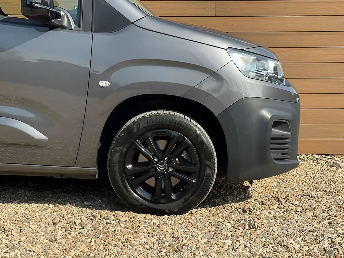 Used 2021 Citroen Berlingo 1000 Driver Grey - Interior and Exterior details 9