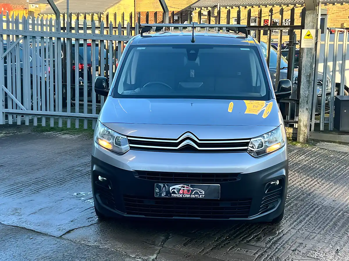 Used 2021 Citroen Berlingo 1000 Driver M Grey - Interior and Exterior details 8
