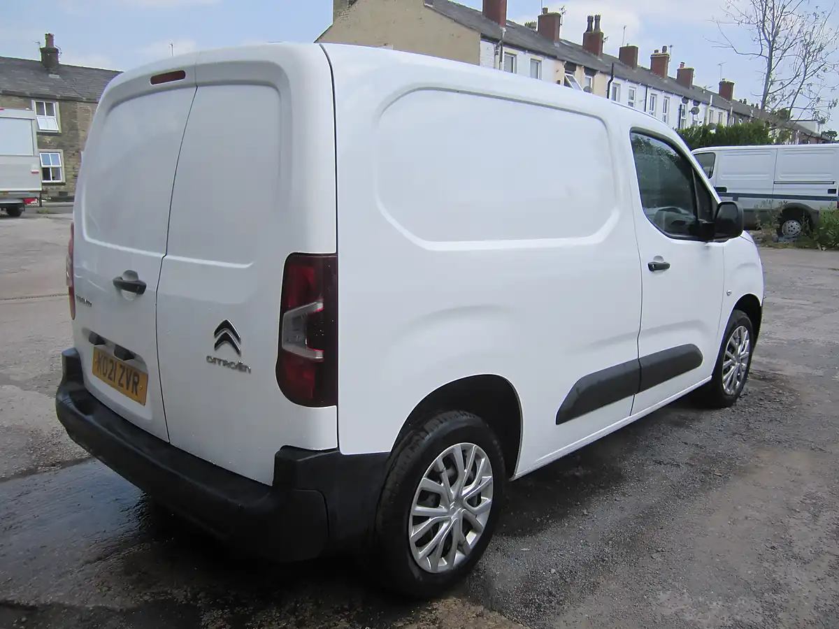 Used 2021 Citroen Berlingo 1000 Enterprise White - Interior and Exterior details 11