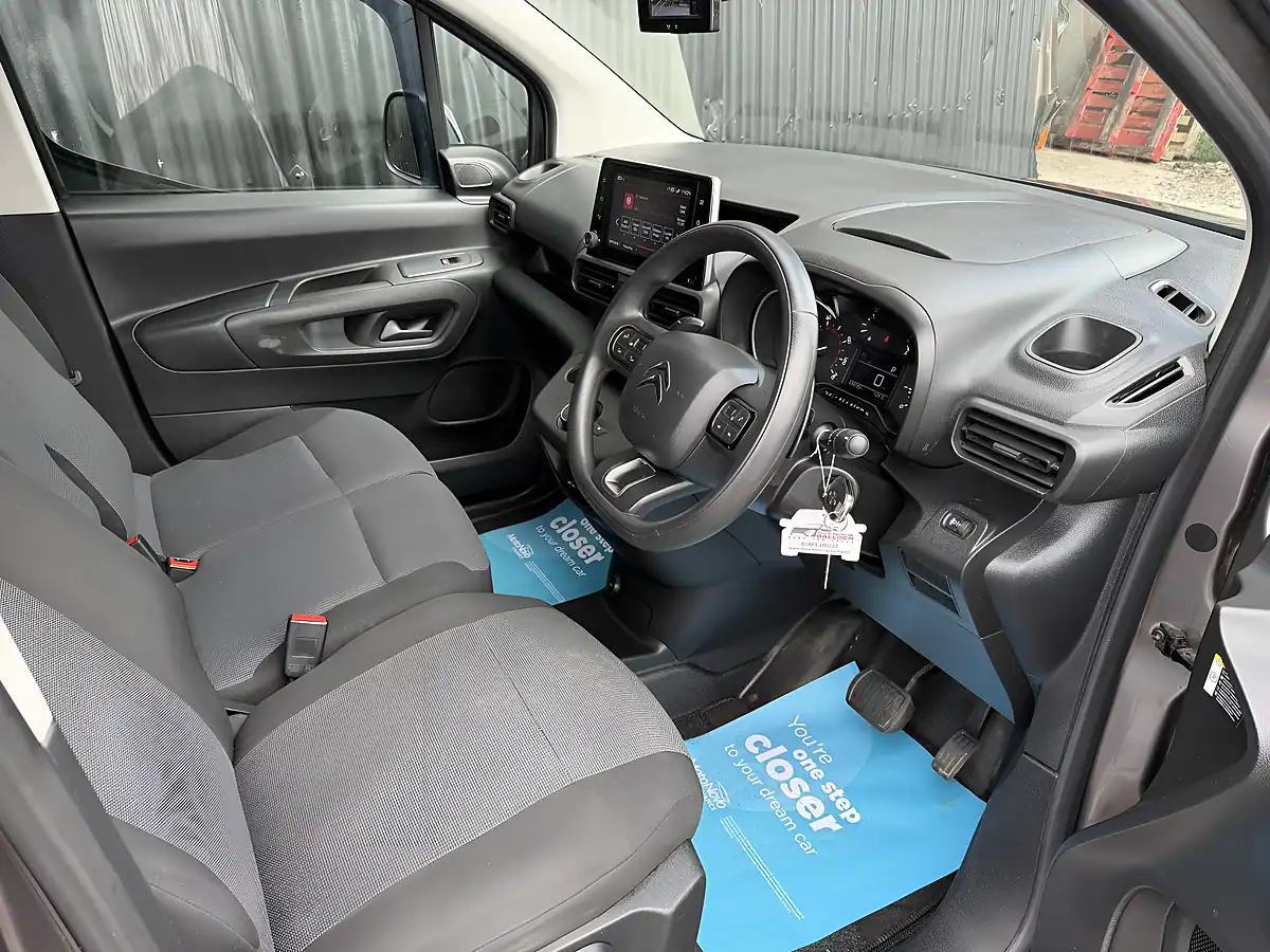 Used 2021 Citroen Berlingo Driver M Pro Grey - Interior and Exterior details 11