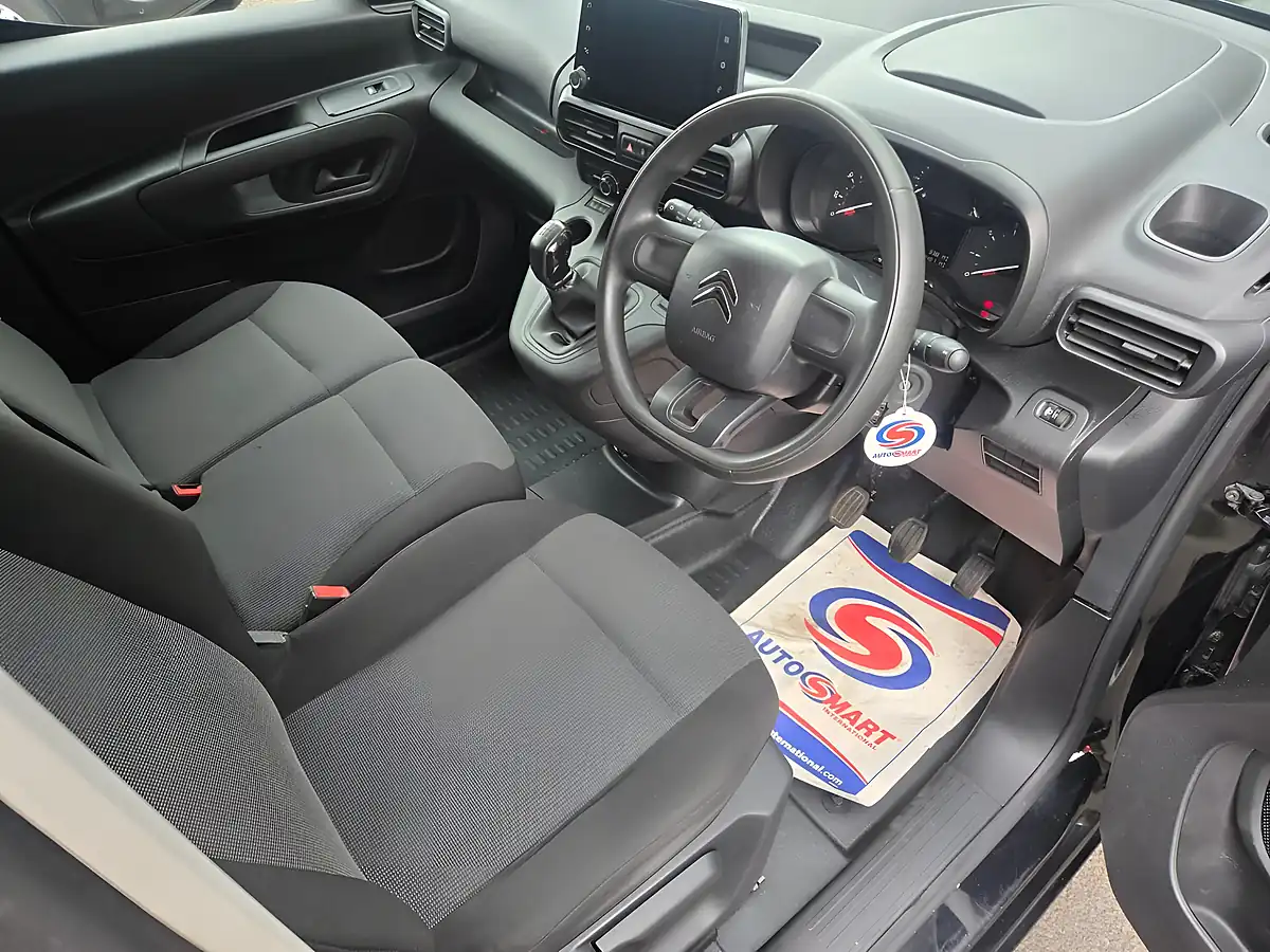 Used 2021 Citroen Berlingo Enterprise Black - Interior and Exterior details 12