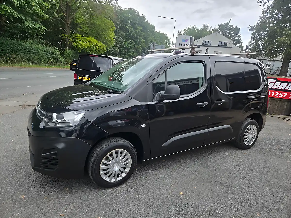 Used 2021 Citroen Berlingo Enterprise Black - Interior and Exterior details 3