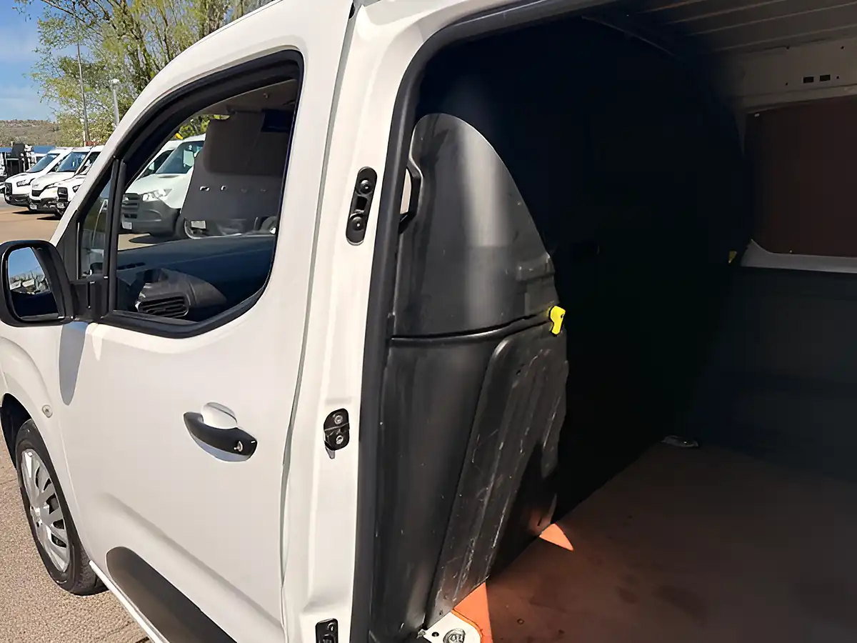 Used 2021 Citroen Berlingo Enterprise L1 Swb White - Interior and Exterior details 10