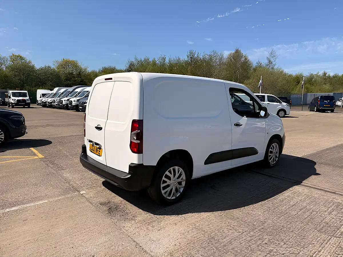 Used 2021 Citroen Berlingo Enterprise L1 Swb White - Interior and Exterior details 3