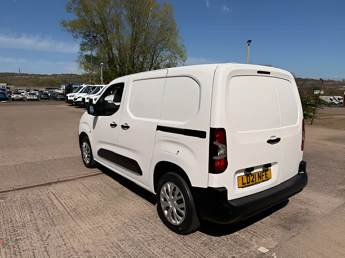 Used 2021 Citroen Berlingo Enterprise L1 Swb White - Interior and Exterior details 6