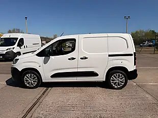 Used 2021 Citroen Berlingo Enterprise L1 Swb White - Interior and Exterior details 7