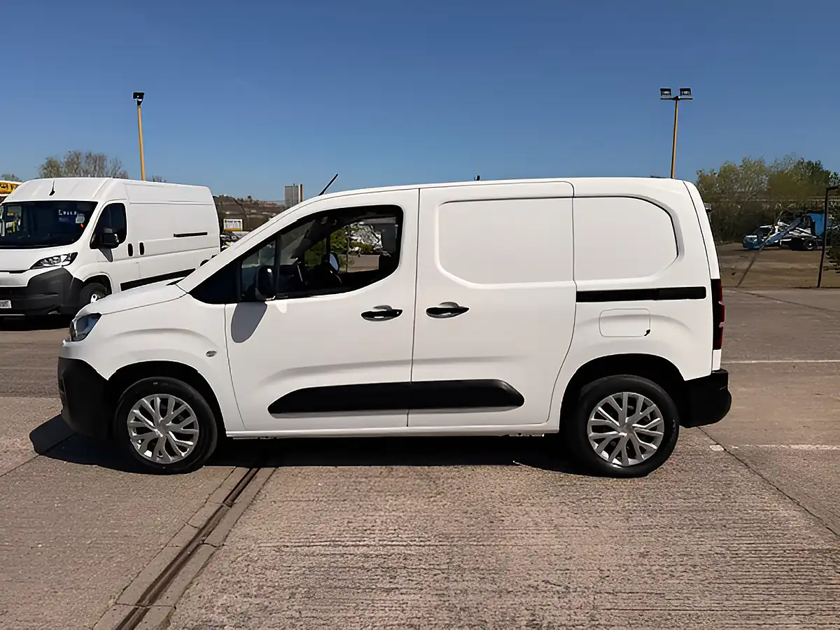 Used 2021 Citroen Berlingo Enterprise L1 Swb White - Interior and Exterior details 7