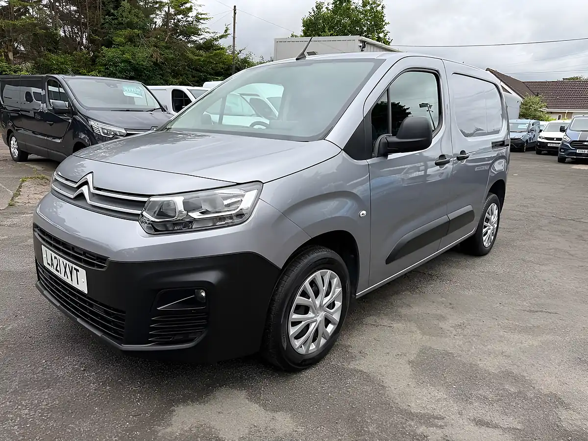 Used 2021 Citroen Berlingo Enterprise M Grey - Interior and Exterior details 10