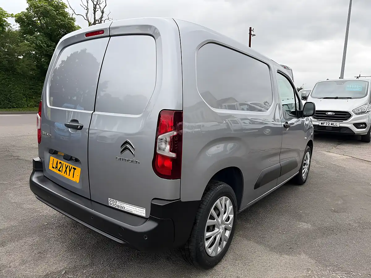 Used 2021 Citroen Berlingo Enterprise M Grey - Interior and Exterior details 2