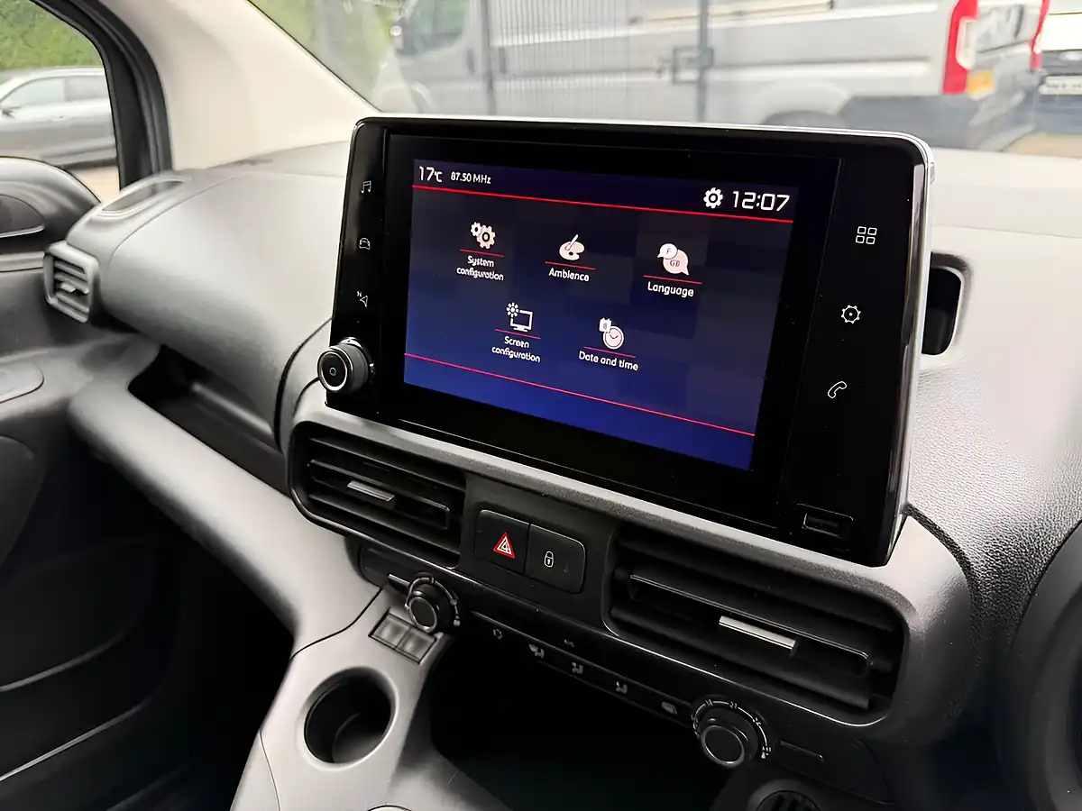 Used 2021 Citroen Berlingo Enterprise M Grey - Interior and Exterior details 5