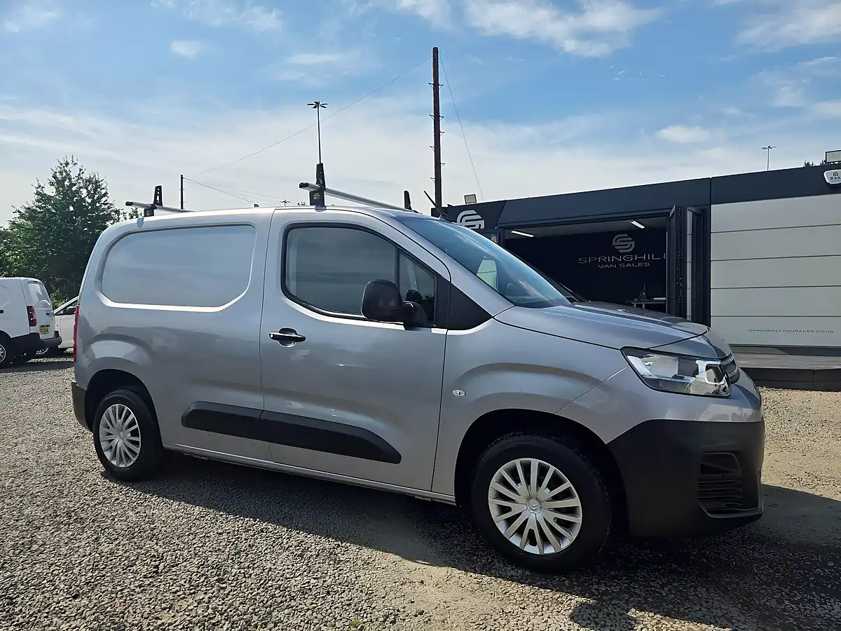 Used 2021 Citroen Berlingo Enterprise M Grey - Interior and Exterior details 2