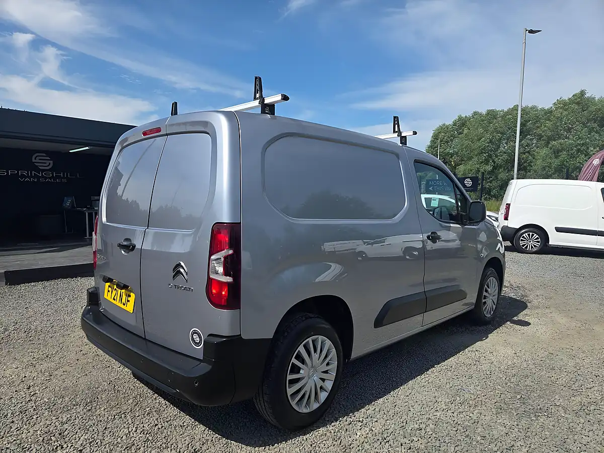 Used 2021 Citroen Berlingo Enterprise M Grey - Interior and Exterior details 5