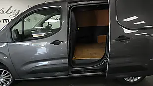 Used 2021 Citroen Berlingo Enterprise M Grey - Interior and Exterior details 7