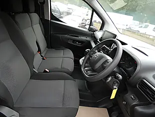 Used 2021 Citroen Berlingo Enterprise M Pro Red - Interior and Exterior details 2