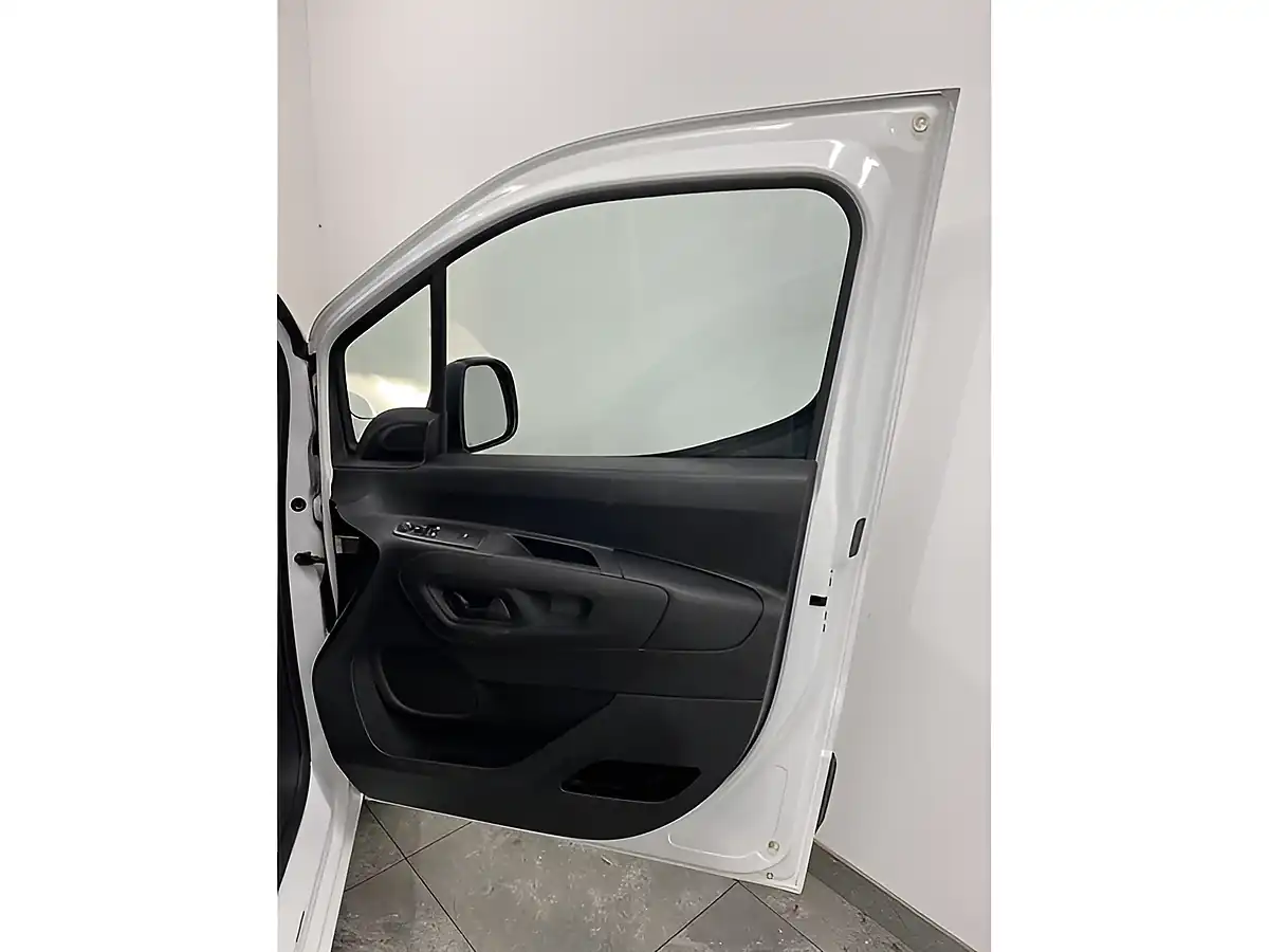 Used 2021 Citroen Berlingo Enterprise M Pro Swb White - Interior and Exterior details 12