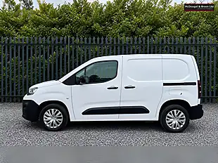 Used 2021 Citroen Berlingo Enterprise M Pro White - Interior and Exterior details 2