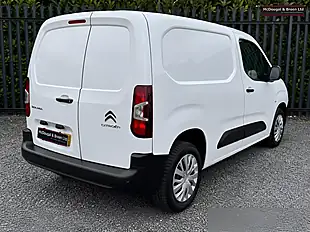 Used 2021 Citroen Berlingo Enterprise M Pro White - Interior and Exterior details 5