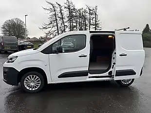 Used 2021 Citroen Berlingo Enterprise M Pro White - Interior and Exterior details 12