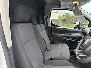 Used 2021 Citroen Berlingo Enterprise M Pro White - Interior and Exterior details 16