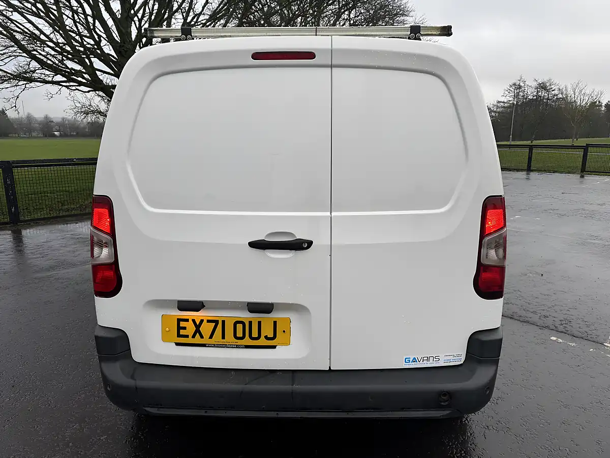 Used 2021 Citroen Berlingo Enterprise M Pro White - Interior and Exterior details 6