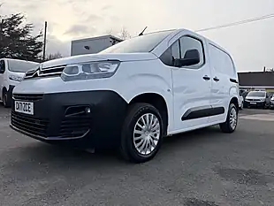 Used 2021 Citroen Berlingo Enterprise M Pro White - Interior and Exterior details 11