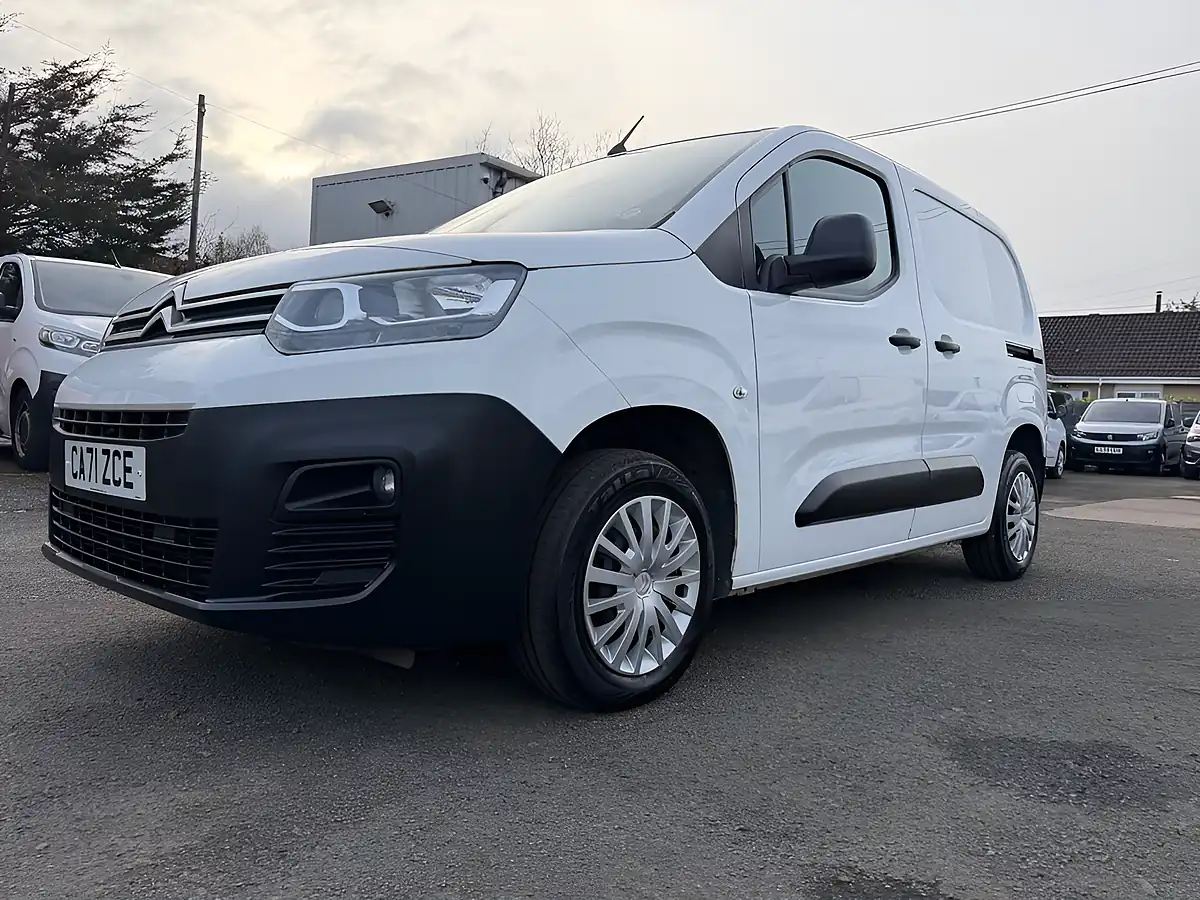 Used 2021 Citroen Berlingo Enterprise M Pro White - Interior and Exterior details 11