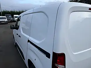 Used 2021 Citroen Berlingo Enterprise M Pro White - Interior and Exterior details 16