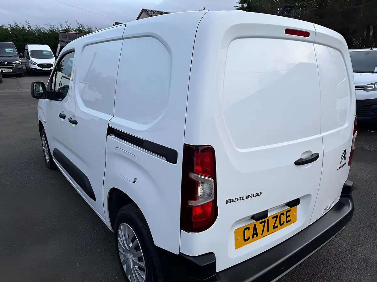 Used 2021 Citroen Berlingo Enterprise M Pro White - Interior and Exterior details 17