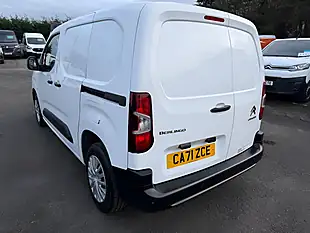 Used 2021 Citroen Berlingo Enterprise M Pro White - Interior and Exterior details 18