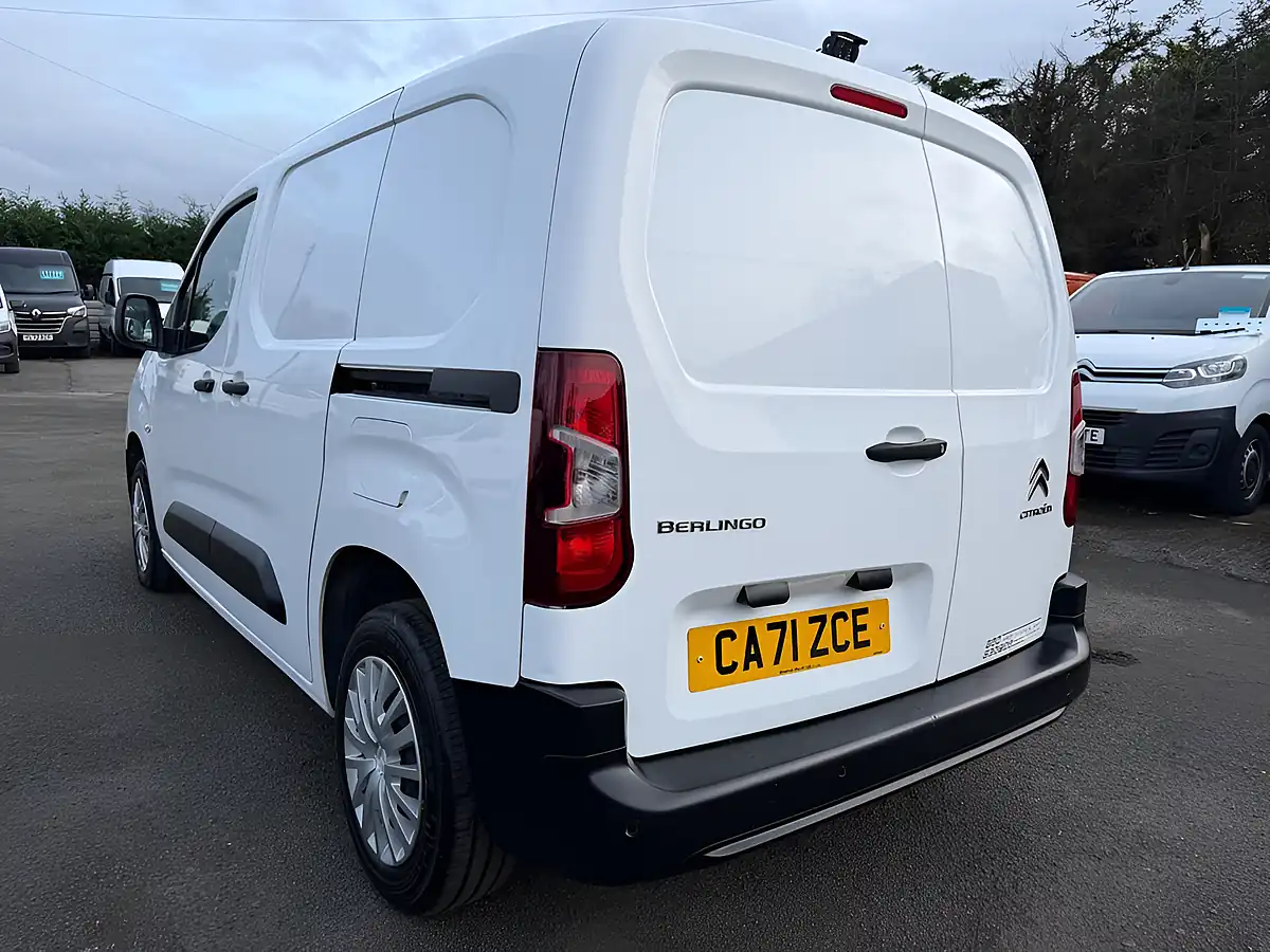 Used 2021 Citroen Berlingo Enterprise M Pro White - Interior and Exterior details 19