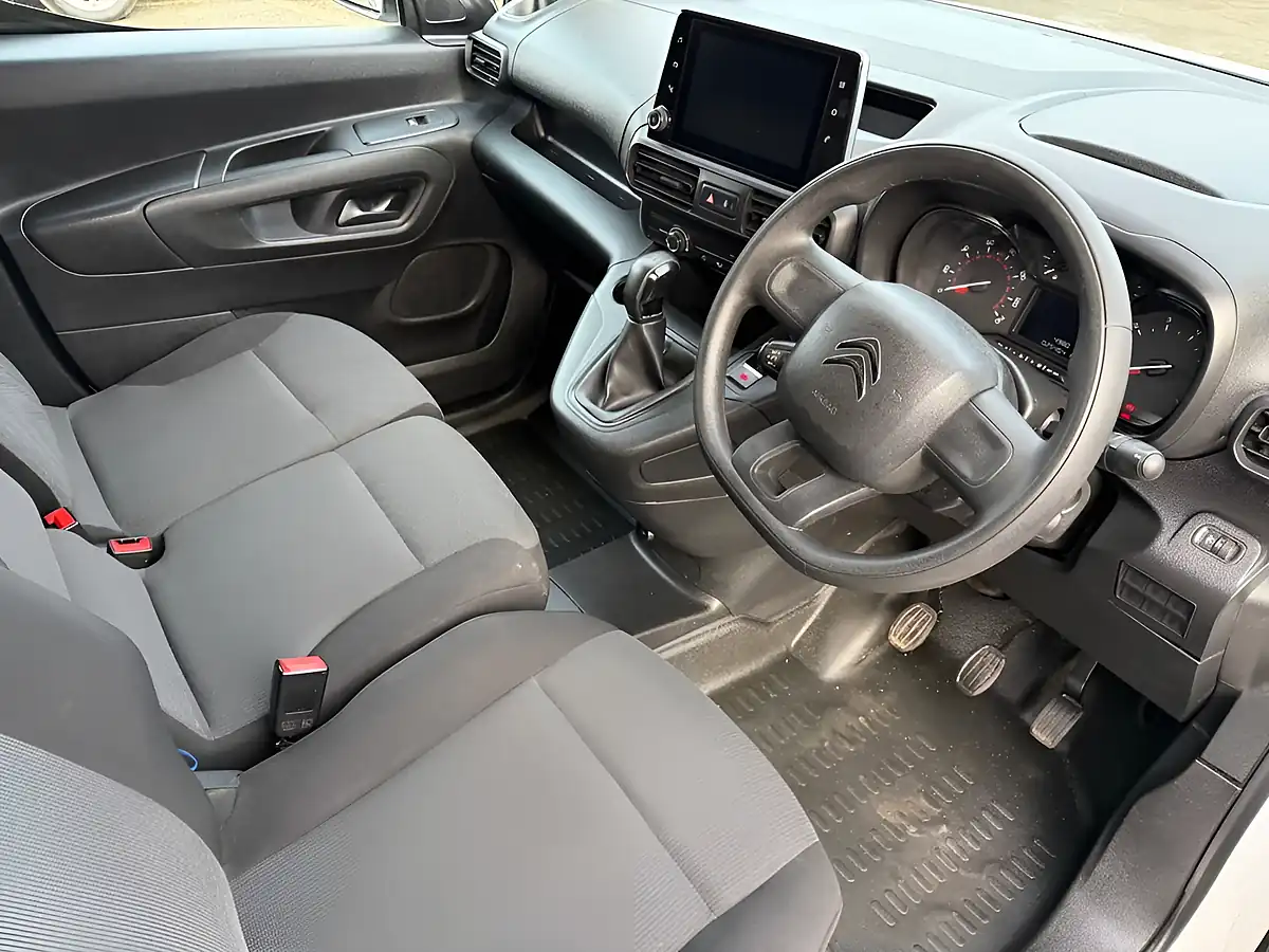 Used 2021 Citroen Berlingo Enterprise M Pro White - Interior and Exterior details 3