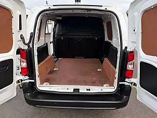 Used 2021 Citroen Berlingo Enterprise M Pro White - Interior and Exterior details 5