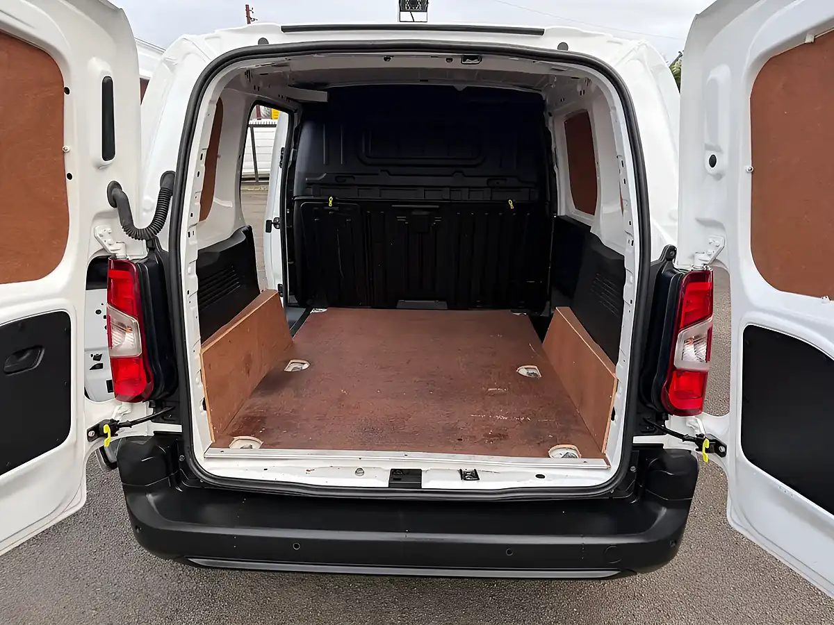 Used 2021 Citroen Berlingo Enterprise M Pro White - Interior and Exterior details 5