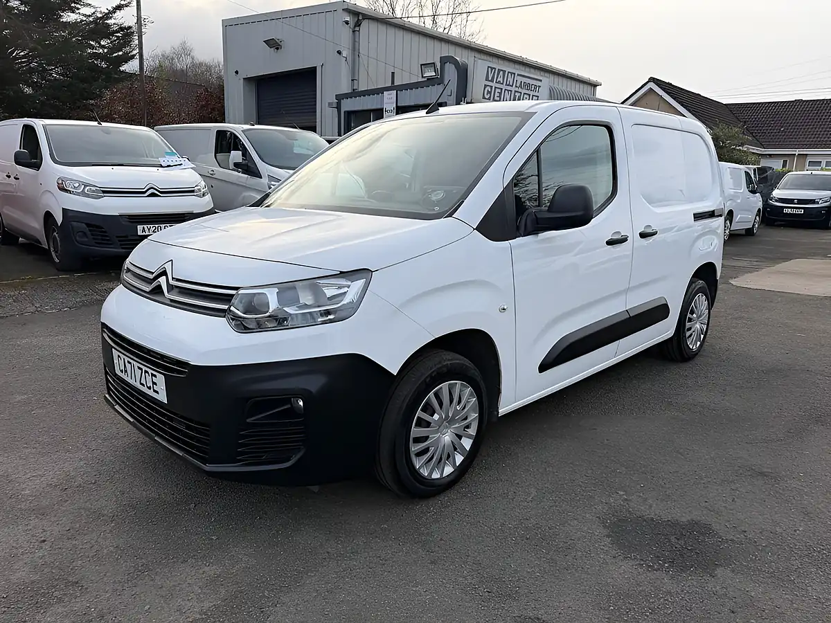 Used 2021 Citroen Berlingo Enterprise M Pro White - Interior and Exterior details 8